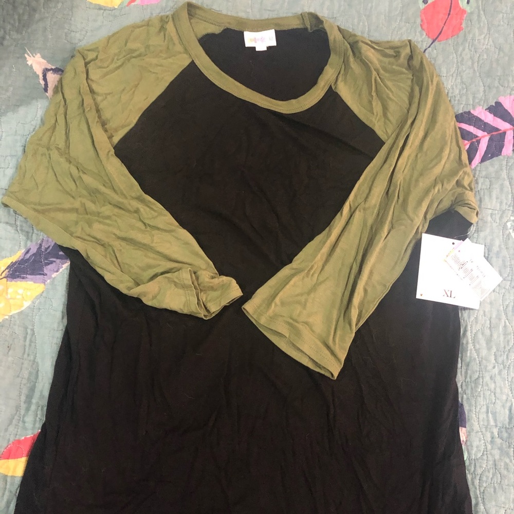 LuLaRoe top